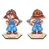 Набор для вышивания на пластиковой канве "Винтик с подставкой" (90х120 мм)