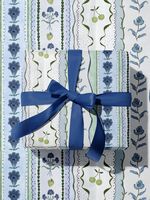 Бумага упаковочная "Цветы" (67х100 см)