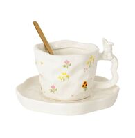 Чашка с блюдцем "Зайка в цветах"