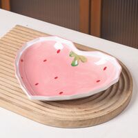 Тарелка керамическая "Клубника" (20 см)