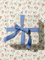 Бумага упаковочная "Цветочки" (67х100 см)