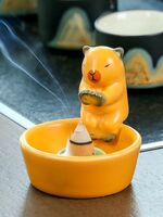 Подставка для благовоний керамическая "Capybara warms" (yellow)