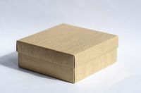 Подарочная коробка крафтовая (26х25,5х10 см)